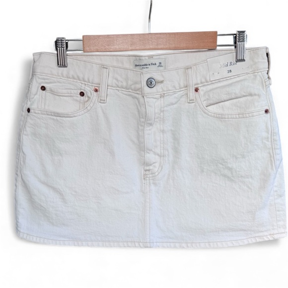 Abercrombie & Fitch Mid-Rise White Denim Mini Skirt Size 28 (M) - Picture 4 of 11